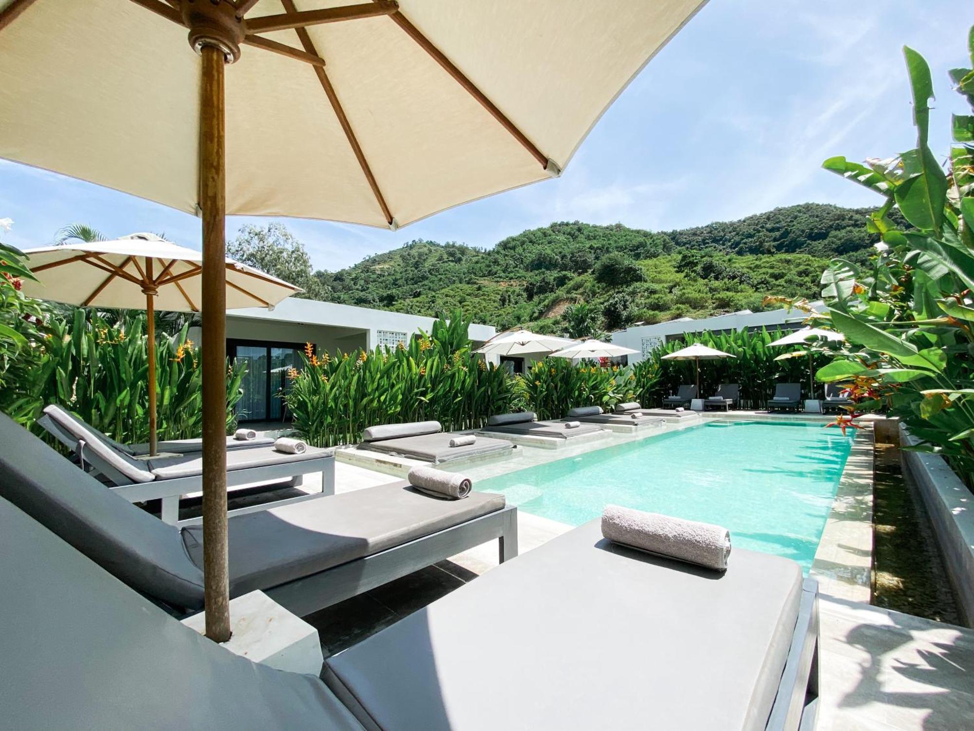 Amazing Lombok Resort Selong Belanak Exteriör bild